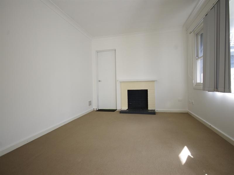 5 Mentone Road, Balga WA 6061