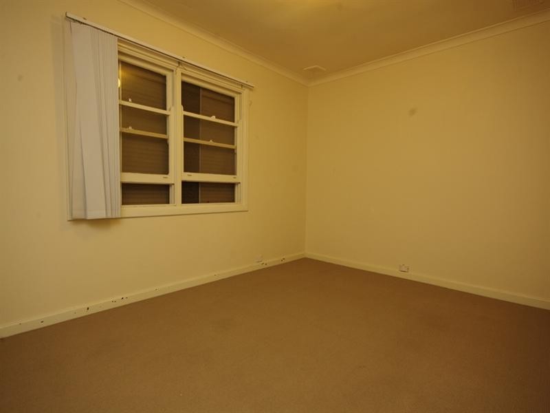 5 Mentone Road, Balga WA 6061