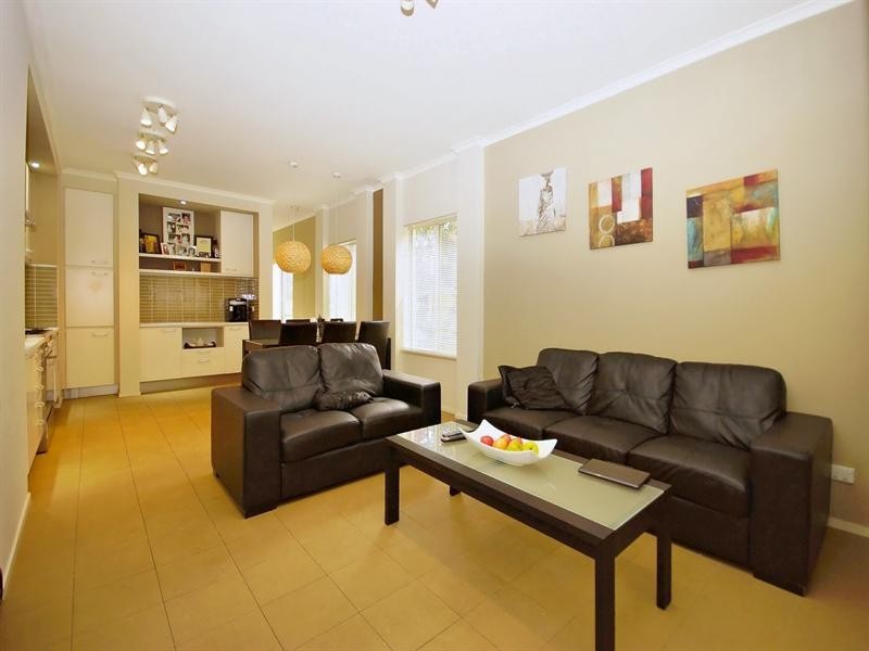 8a Stedham Way, Balga WA 6061