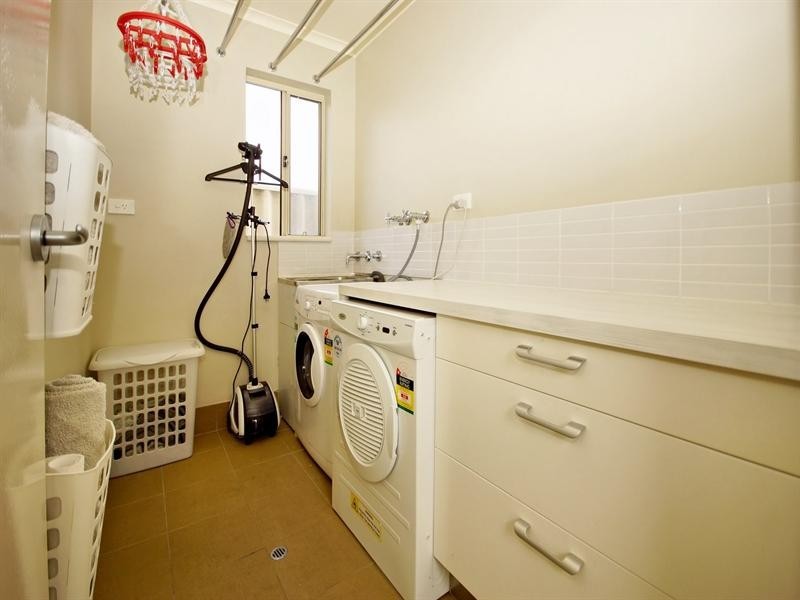 8a Stedham Way, Balga WA 6061