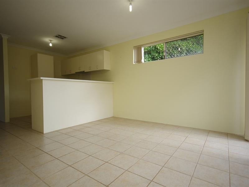 21d Cobham Avenue, Nollamara WA 6061