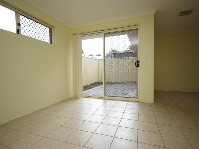 21d Cobham Avenue, Nollamara WA 6061