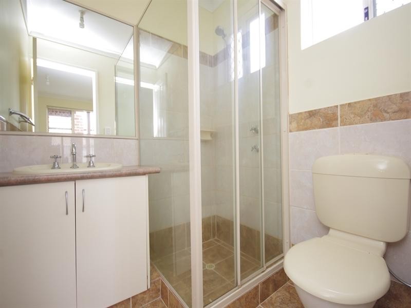 21d Cobham Avenue, Nollamara WA 6061