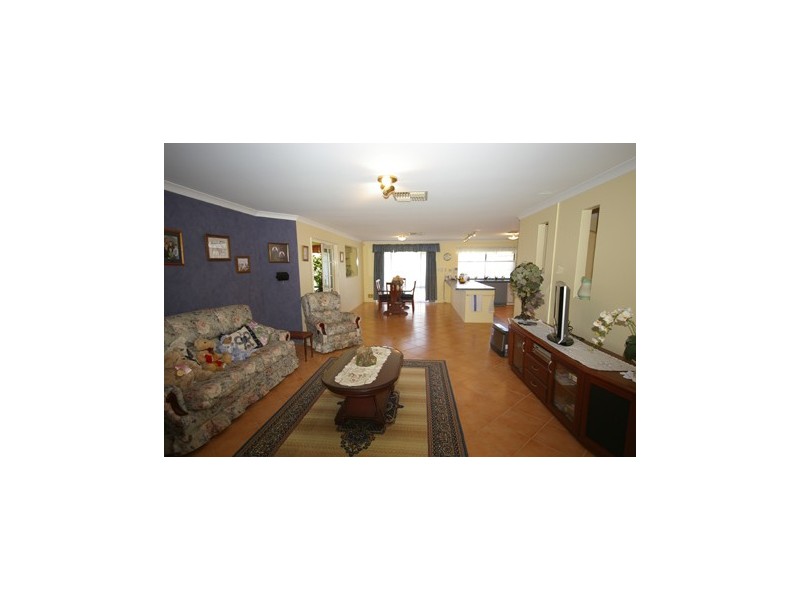 5 Twynam Mews, Ellenbrook WA 6069