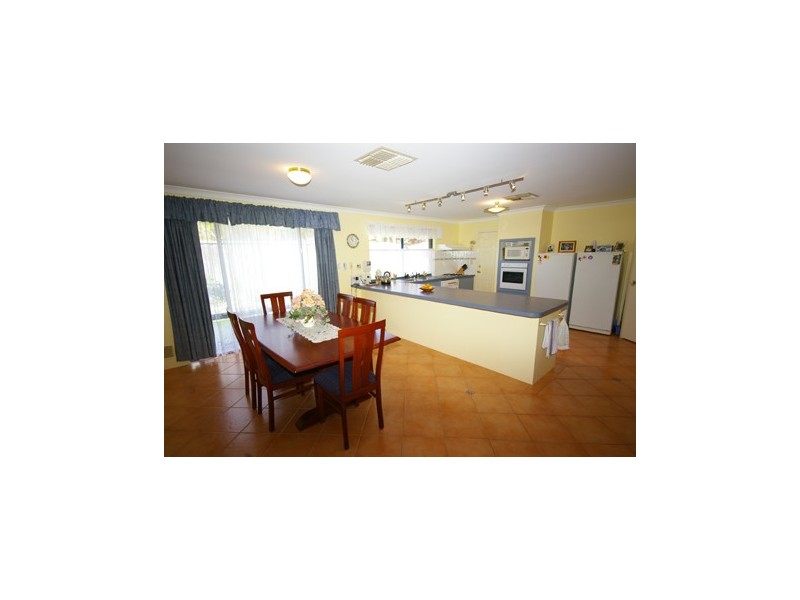 5 Twynam Mews, Ellenbrook WA 6069