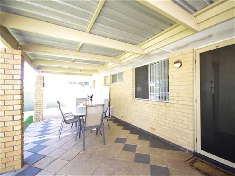 7 Hadleigh Way, Girrawheen WA 6064