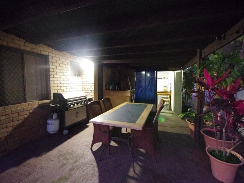 10 Gameson Way, Girrawheen WA 6064