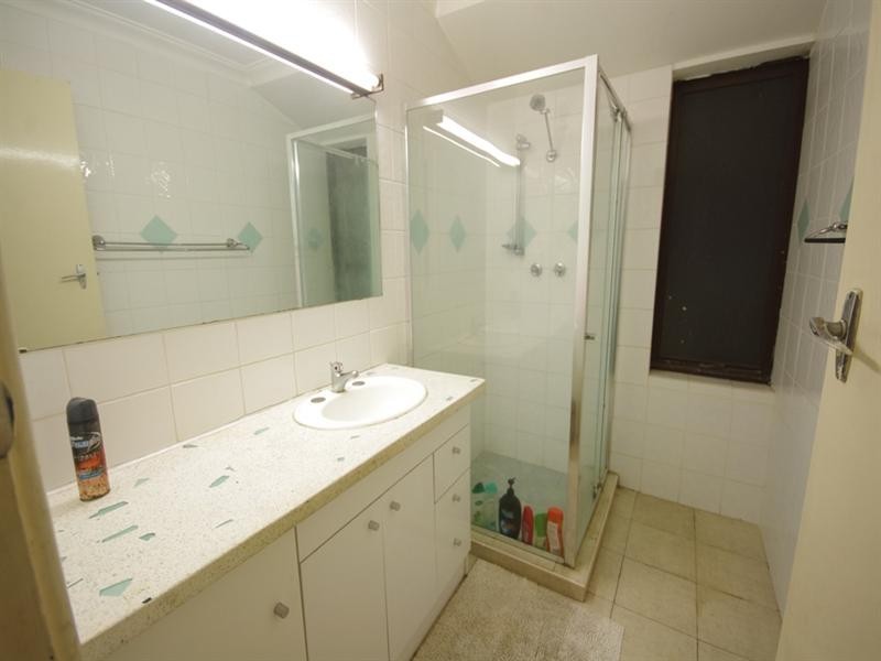 10 Gameson Way, Girrawheen WA 6064