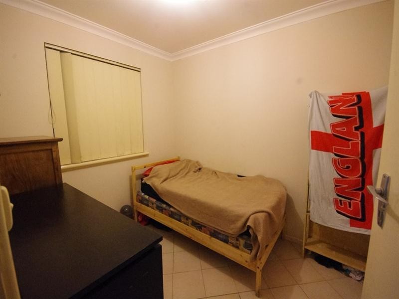 10 Gameson Way, Girrawheen WA 6064