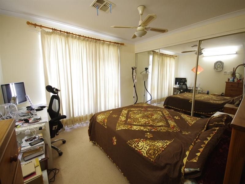 17 Chalice Rise, Mirrabooka WA 6061