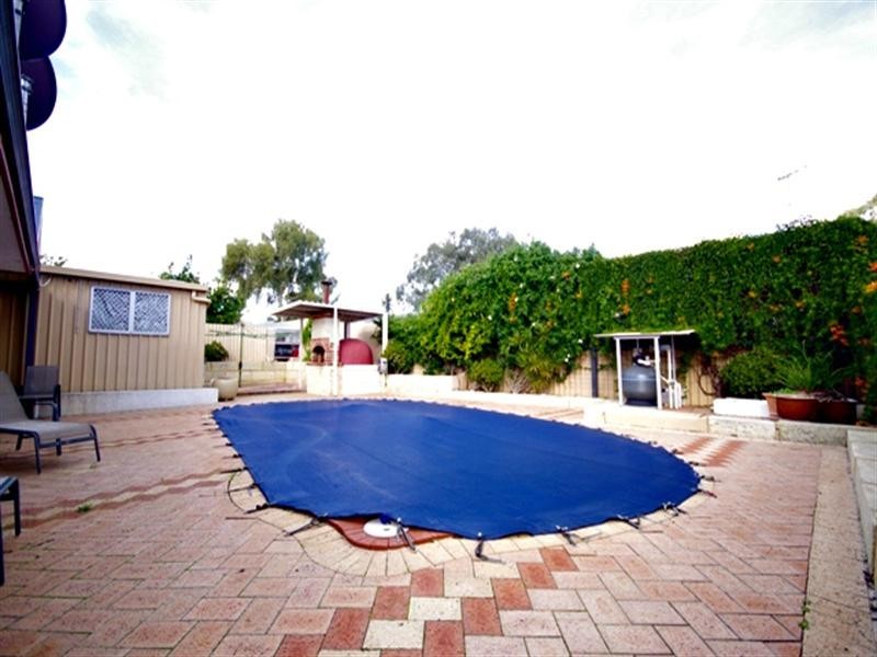 47 Hudson Avenue, Girrawheen WA 6064