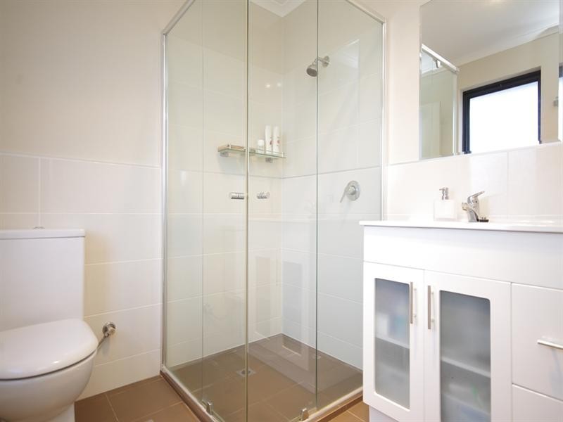 18b Ravenswood Drive, Nollamara WA 6061