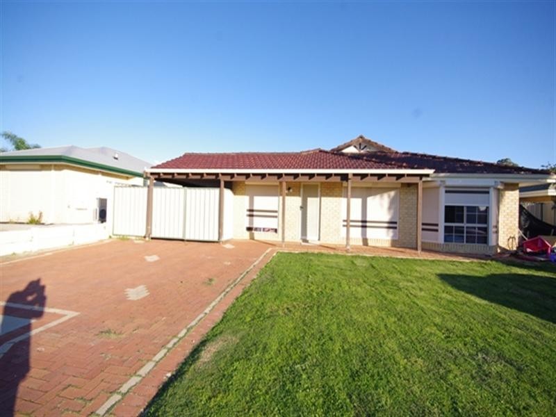 21 River Fig Place, Alexander Heights WA 6064