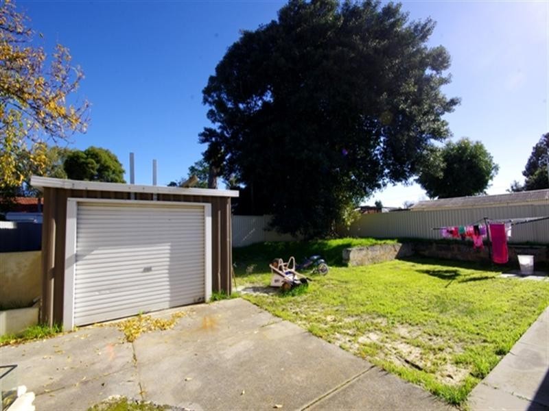 56 Golders Way, Girrawheen WA 6064