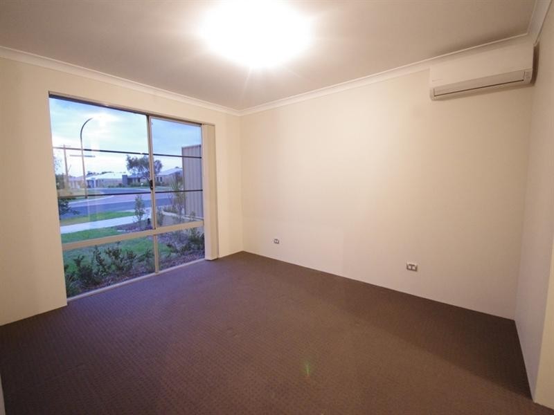 7 Ferrara Way, Girrawheen WA 6064