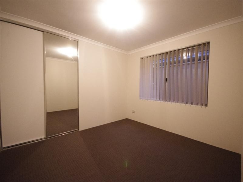 7 Ferrara Way, Girrawheen WA 6064