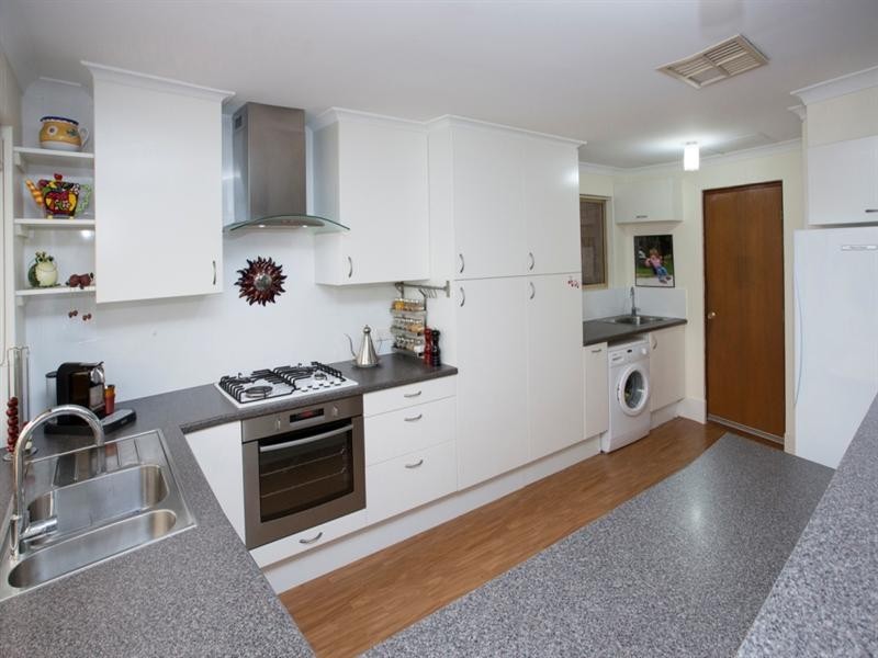 92 Apple Blossom Drive, Mirrabooka WA 6061