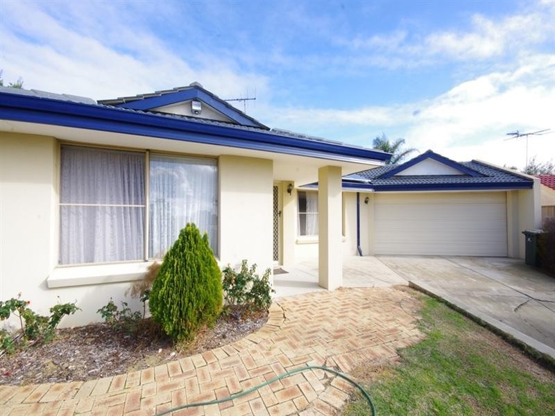 15 Manna Close, Mirrabooka WA 6061