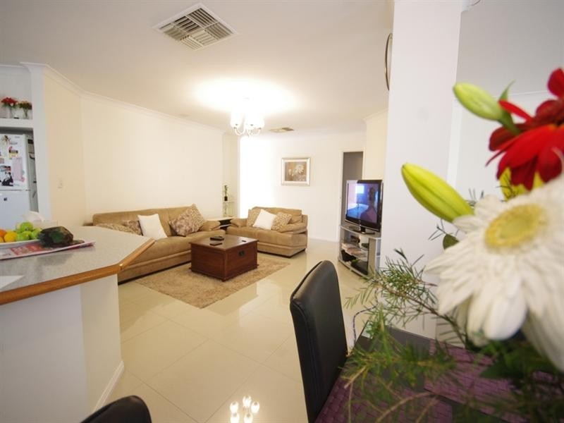 15 Manna Close, Mirrabooka WA 6061