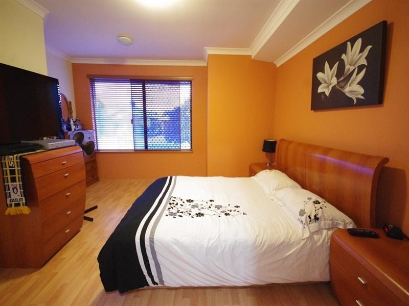 8 Wanarra Close, Ellenbrook WA 6069