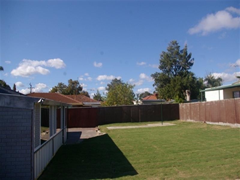 65 Curtis Way, Girrawheen WA 6064