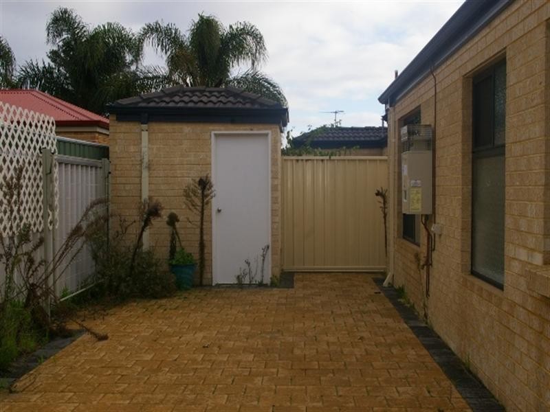 5 Medhurst Crescent, Nollamara WA 6061