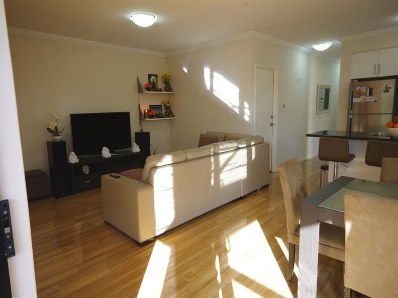 23c Mirrabooka Avenue, Nollamara WA 6061