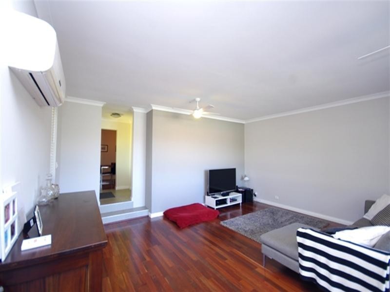 15 Swincer Way, Koondoola WA 6064