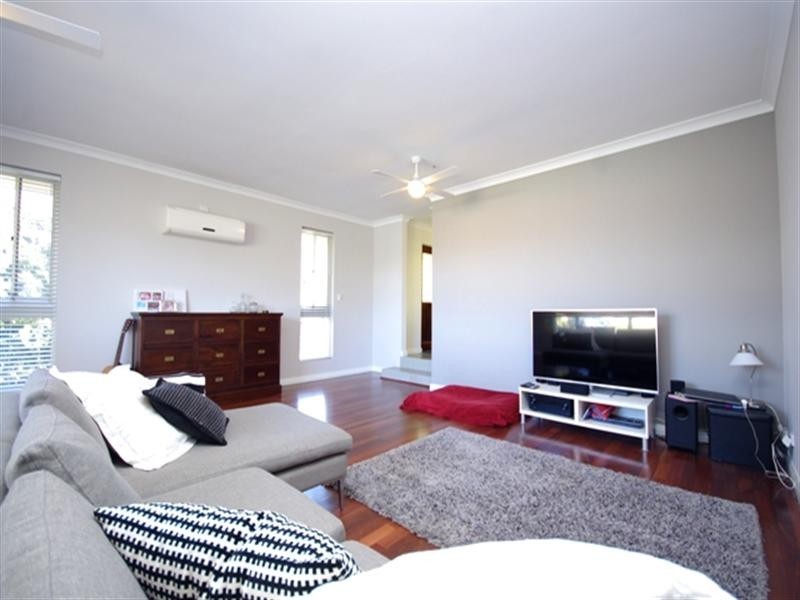 15 Swincer Way, Koondoola WA 6064