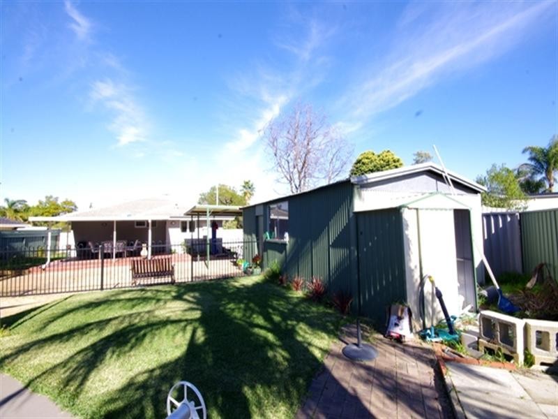 15 Swincer Way, Koondoola WA 6064