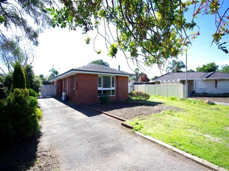 15 Swincer Way, Koondoola WA 6064