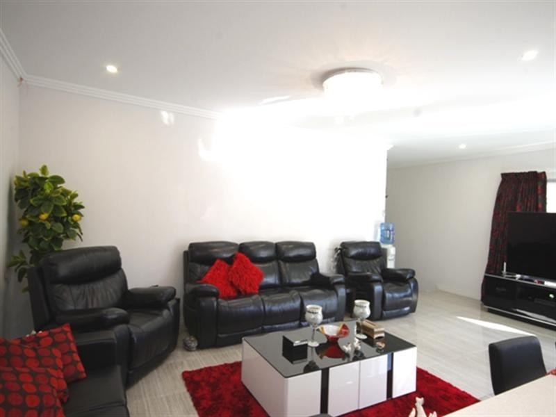 35 Wallington Road, Balga WA 6061