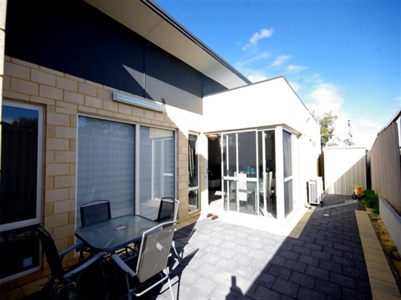 35 Wallington Road, Balga WA 6061