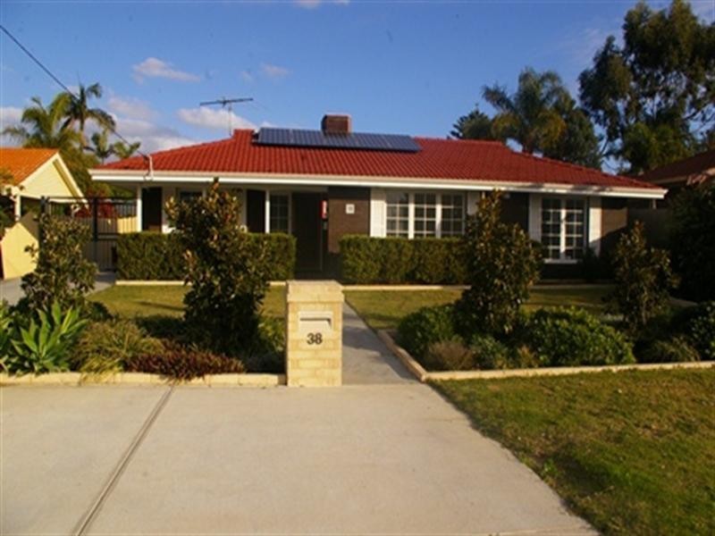38 Melaleuca Drive, Greenwood WA 6024