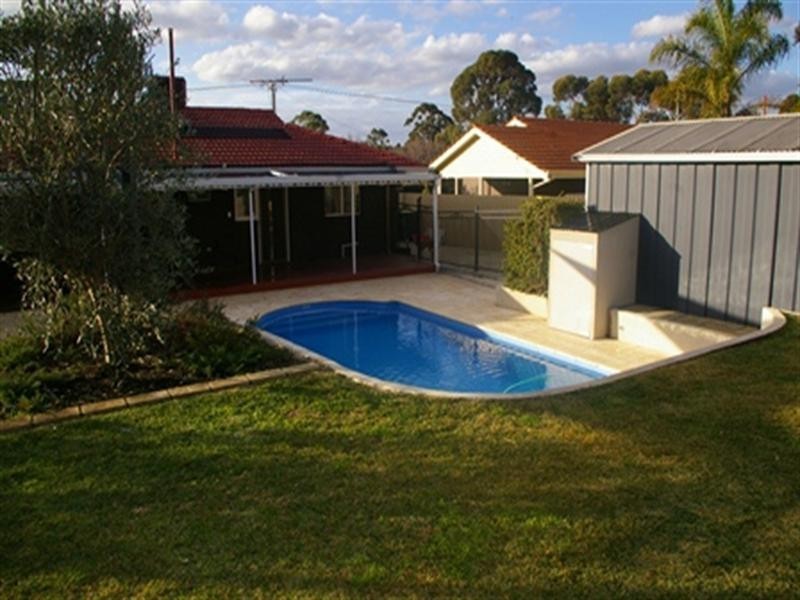 38 Melaleuca Drive, Greenwood WA 6024