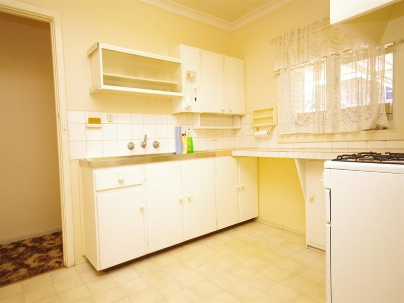 7 Templeton Crescent, Girrawheen WA 6064