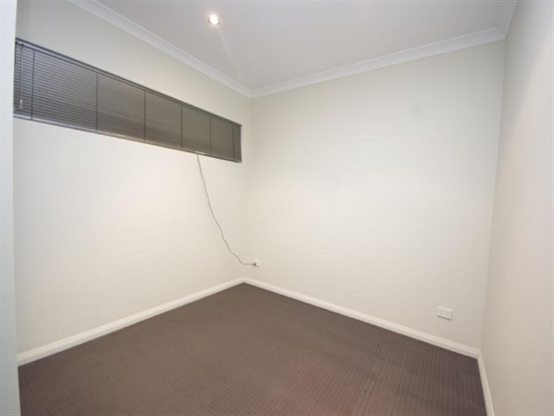 31A Wardlow Way, Balga WA 6061
