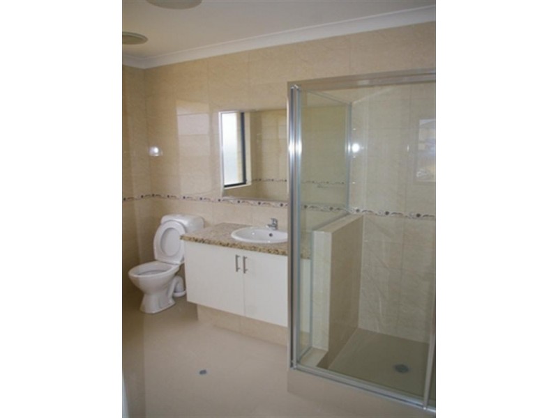 68 Raeside Drive, Landsdale WA 6065