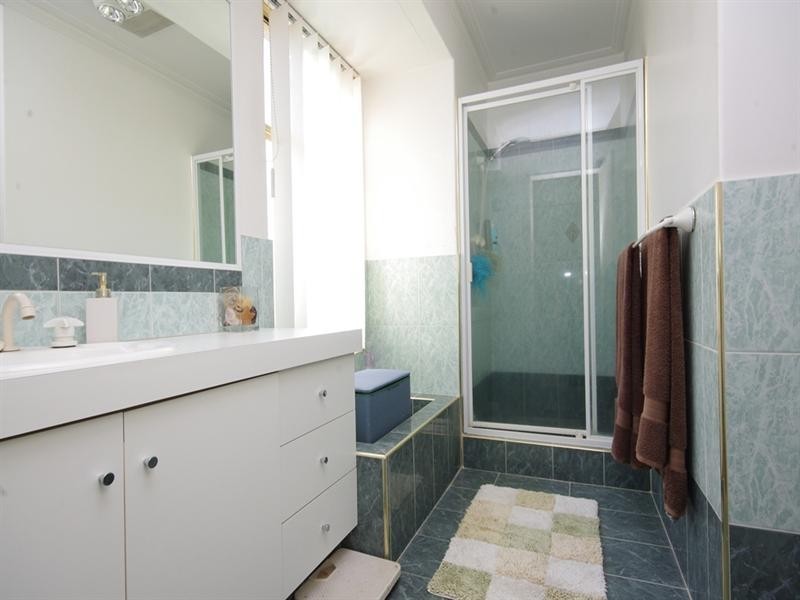 22 Bredgar Way, Marangaroo WA 6064