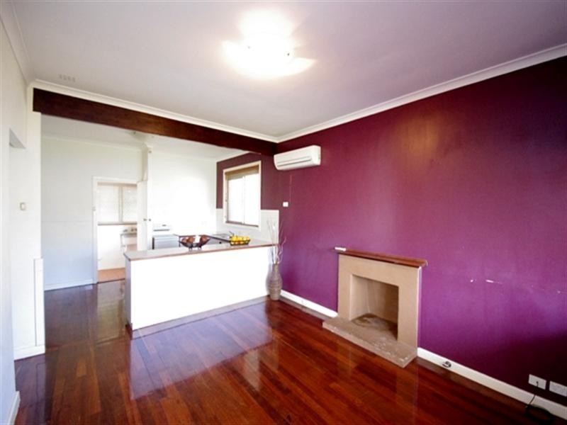 8 Deering Street, Westminster WA 6061