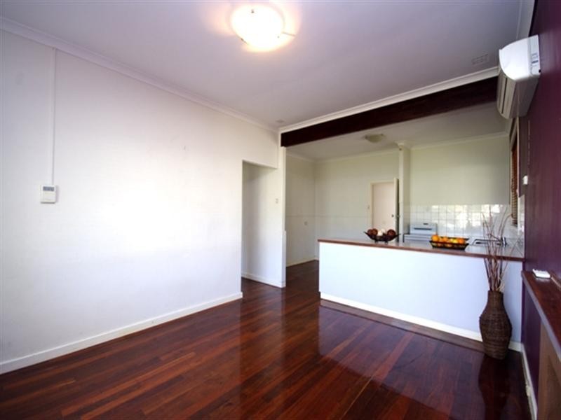 8 Deering Street, Westminster WA 6061