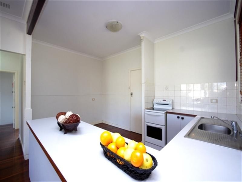 8 Deering Street, Westminster WA 6061