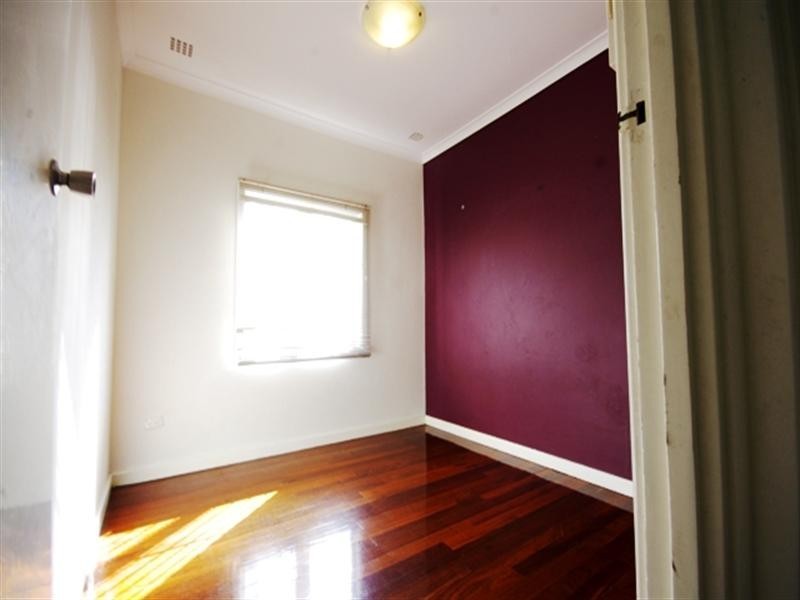 8 Deering Street, Westminster WA 6061