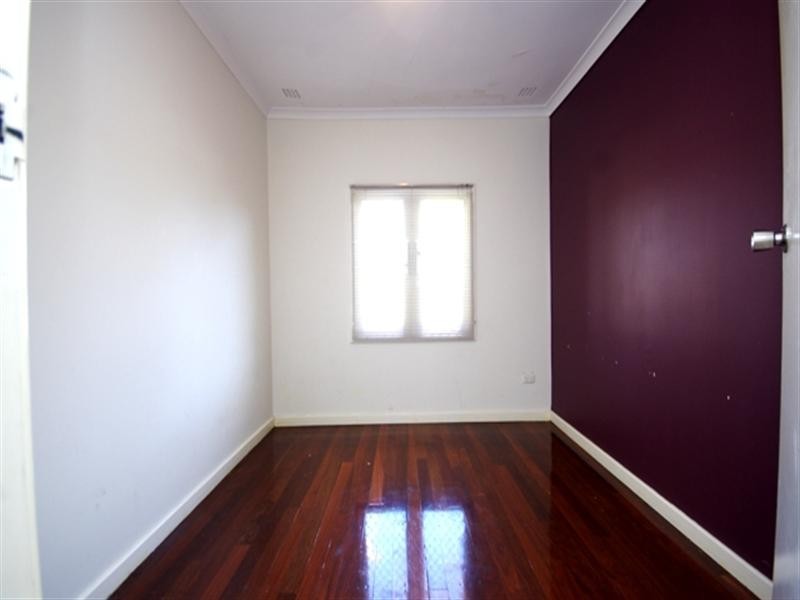 8 Deering Street, Westminster WA 6061