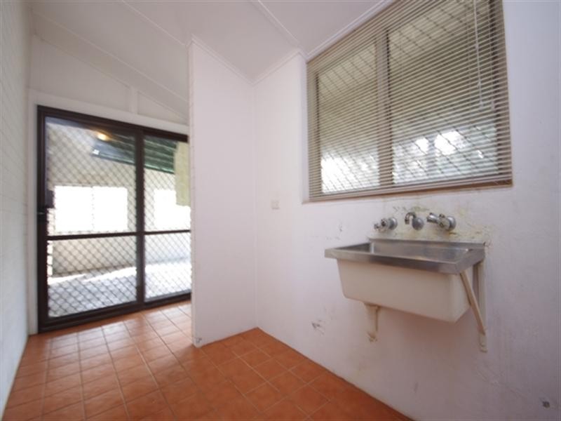 8 Deering Street, Westminster WA 6061