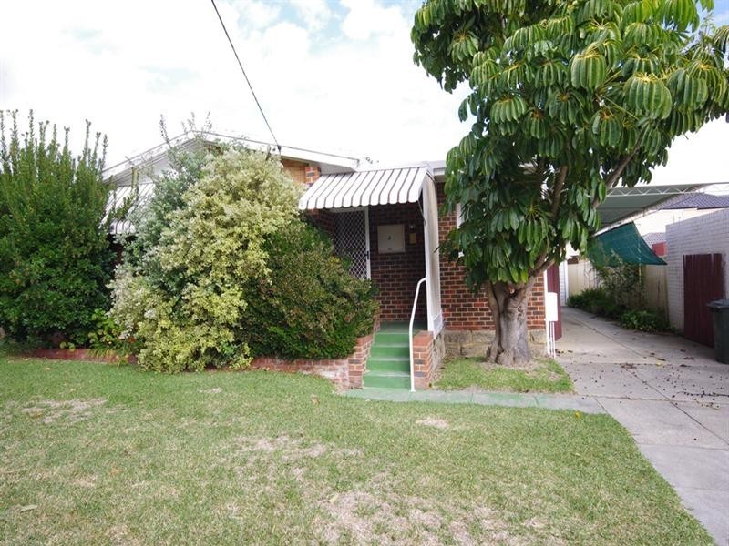 4 Ilumba Road, Nollamara WA 6061