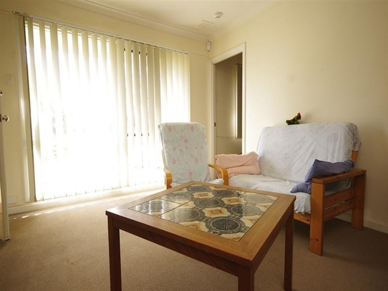 2B Templeton Crescent, Girrawheen WA 6064