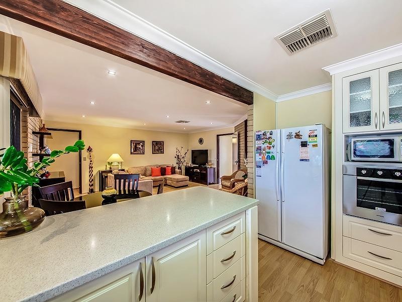 7 Envall Rise, Marangaroo WA 6064