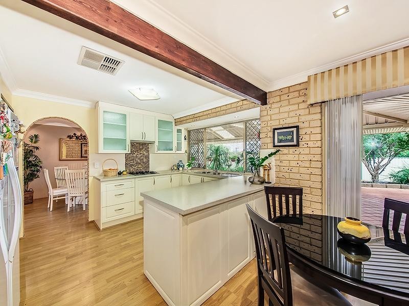 7 Envall Rise, Marangaroo WA 6064