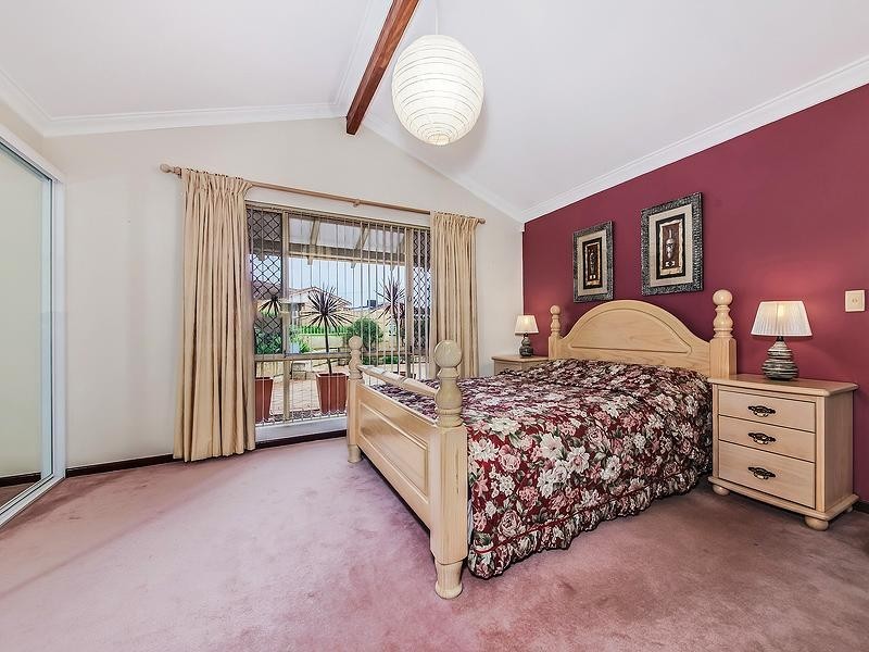 7 Envall Rise, Marangaroo WA 6064